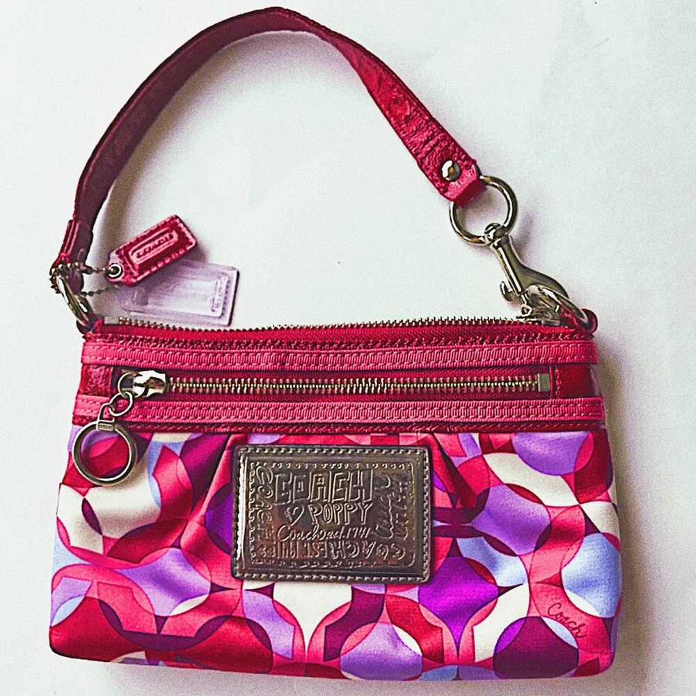 Coach Poppy Kaliedoscope Wristlet Baguette